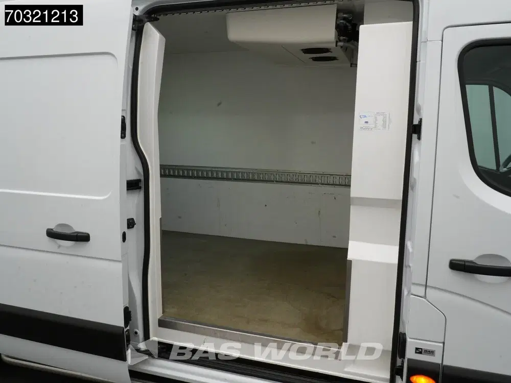 Renault Master 135PK Koelwagen L3H2 Carrier Xarios 350 LE uit 2021, foto 10