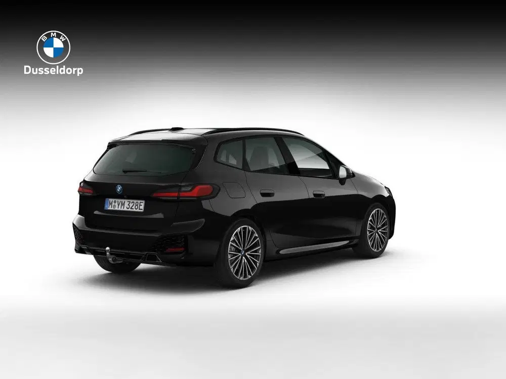 BMW 2-serie Active Tourer 230e xDrive M Sport uit 2026, foto 2