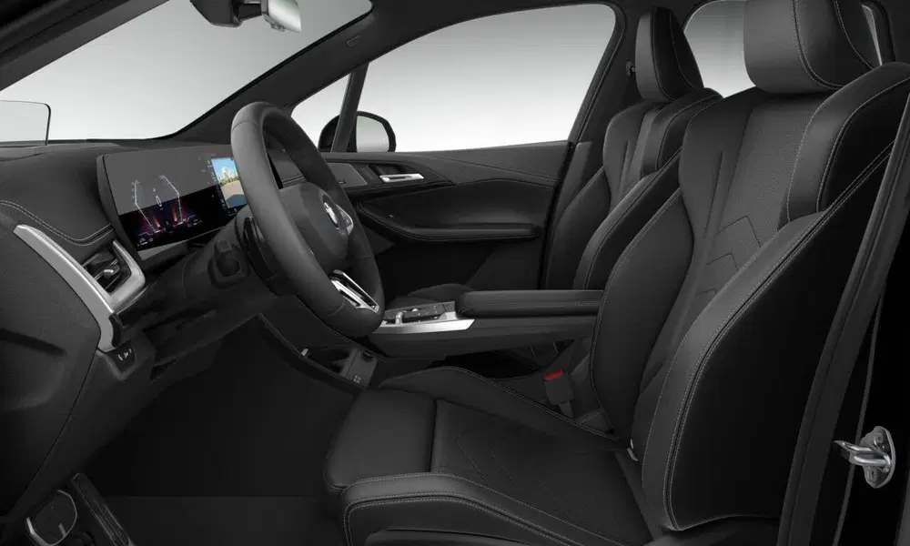 BMW 2-serie Active Tourer 230e xDrive M Sport uit 2026, foto 4
