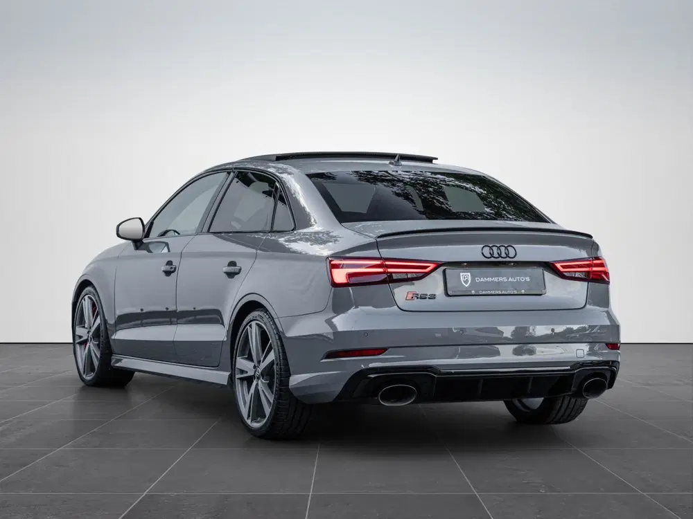 Audi RS3 2.5 TFSI 400pk Quattro Pano B&O RS-stoele uit 2020, foto 2