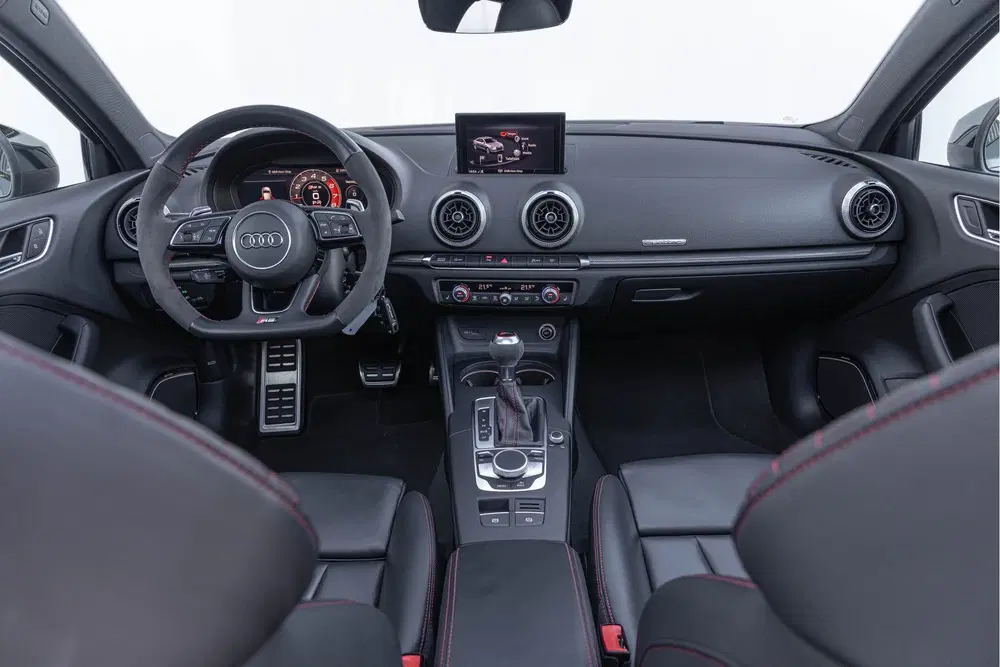 Audi RS3 2.5 TFSI 400pk Quattro Pano B&O RS-stoele uit 2020, foto 5