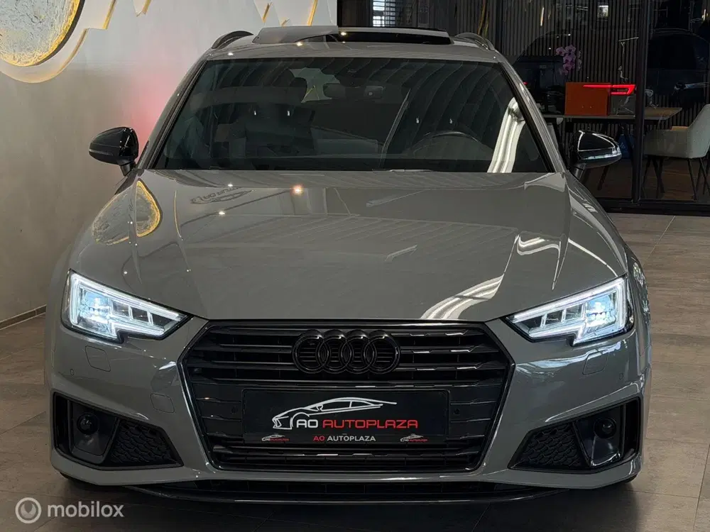Audi A4 40 TFSI Sport 3x S line edition Panorama uit 2019, foto 8
