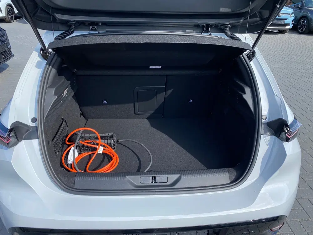 Peugeot 308 1.6 Plug-in Hybrid 180GT 18INCH 360 VISION uit 2025, foto 14
