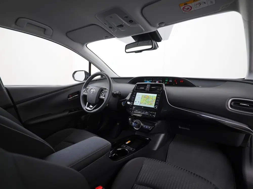 Toyota Prius 1.8 Plug-in Dynamic uit 2020, foto 2