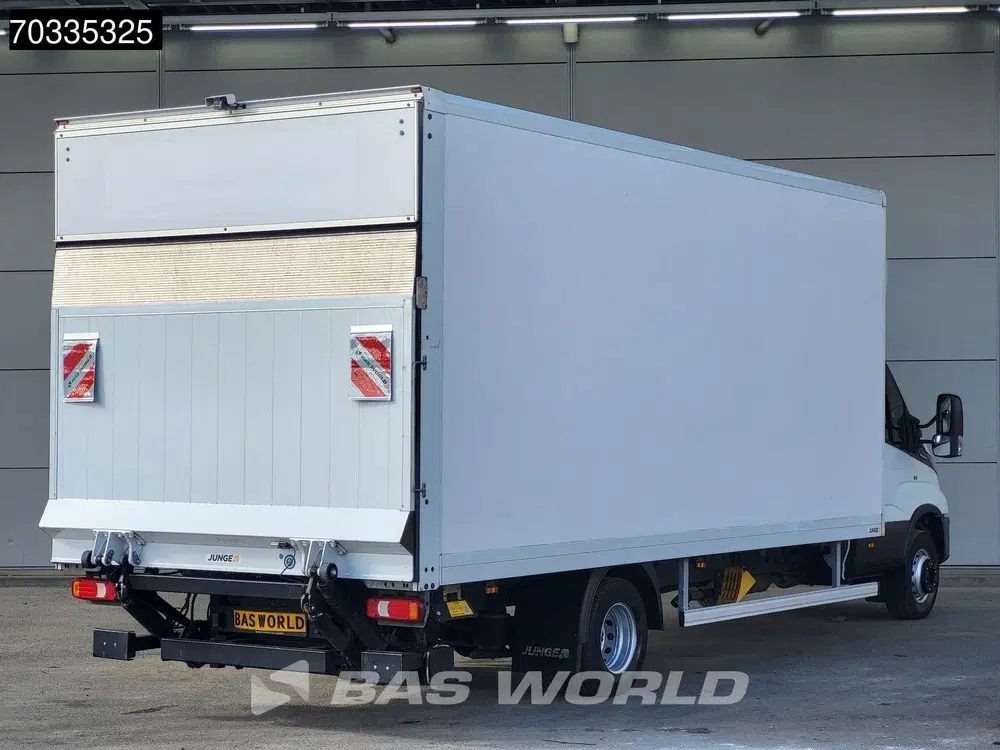 Iveco Daily 3.0L Automaat 1000KG Laadklep Dubbellucht uit 2023, foto 6