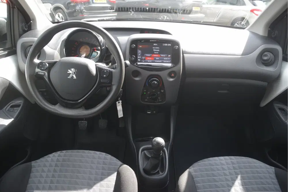 Peugeot 108 1.0 e-VTi Active Carplay uit 2021, foto 10