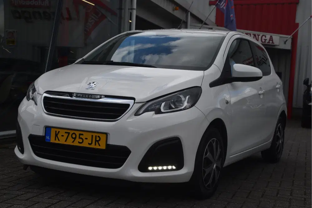 Peugeot 108 1.0 e-VTi Active Carplay uit 2021, foto 2