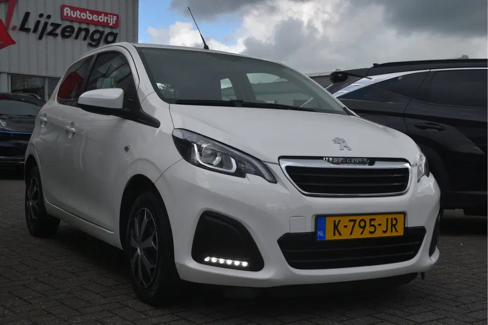 Peugeot 108 1.0 e-VTi Active Carplay uit 2021, foto 3