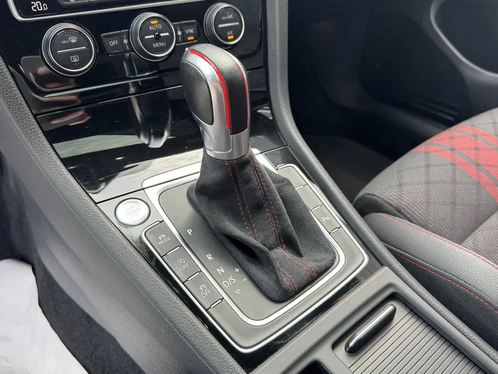Volkswagen Golf 7 uit 2019, foto 14
