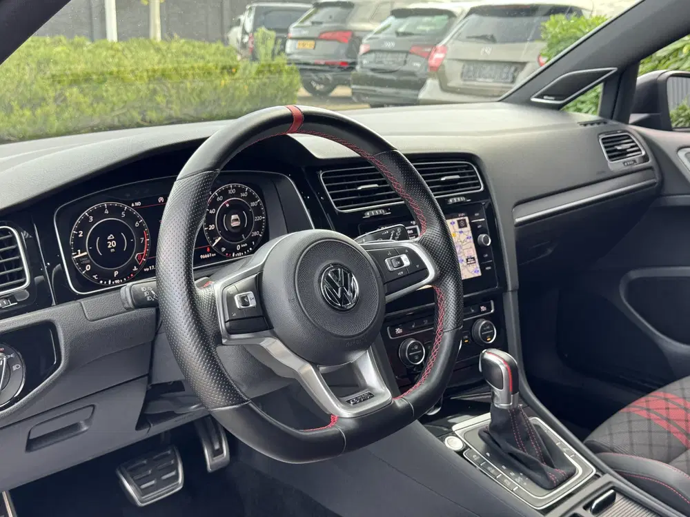 Volkswagen Golf 7 uit 2019, foto 6