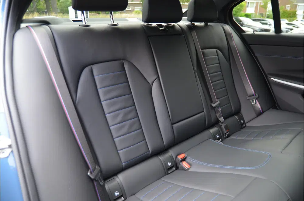 BMW 3-serie 330e M Sport Automaat uit 2026, foto 10