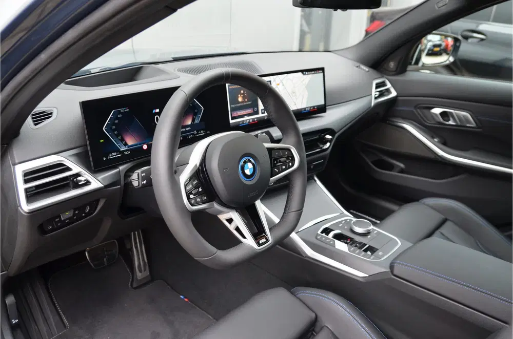BMW 3-serie 330e M Sport Automaat uit 2026, foto 8