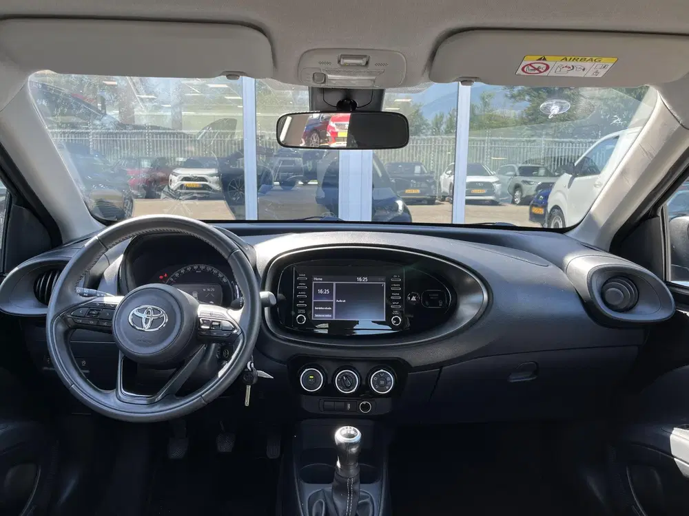 Toyota Aygo X 1.0 VVT-i MT Play SLECHTS 32.705KM uit 2024, foto 11