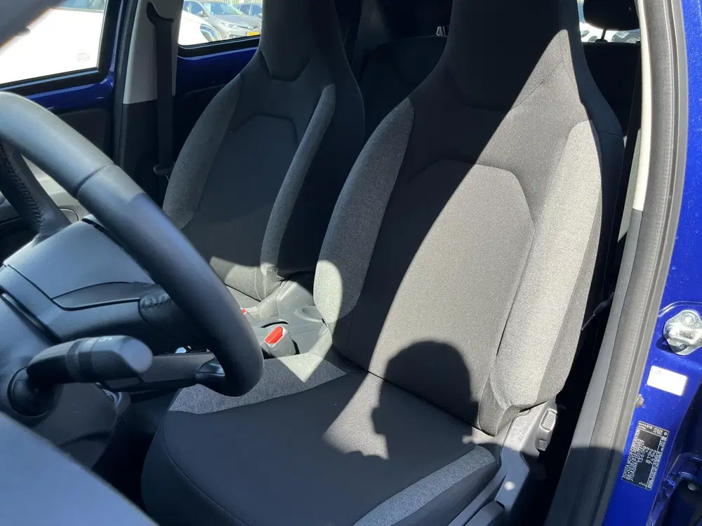 Toyota Aygo X 1.0 VVT-i MT Play uit 2024, foto 14