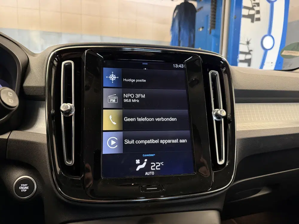 Volvo XC40 1.5 T5 Twin Engine Momentum Pro Adaptive C uit 2020, foto 12