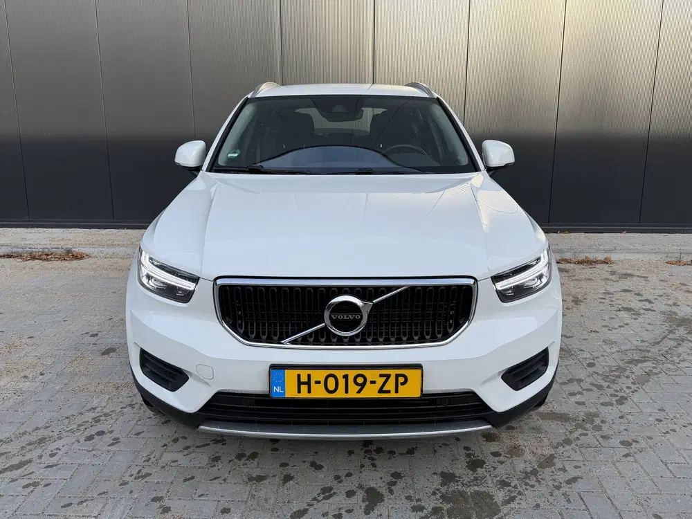 Volvo XC40 1.5 T5 Twin Engine Momentum Pro Adaptive C uit 2020, foto 3