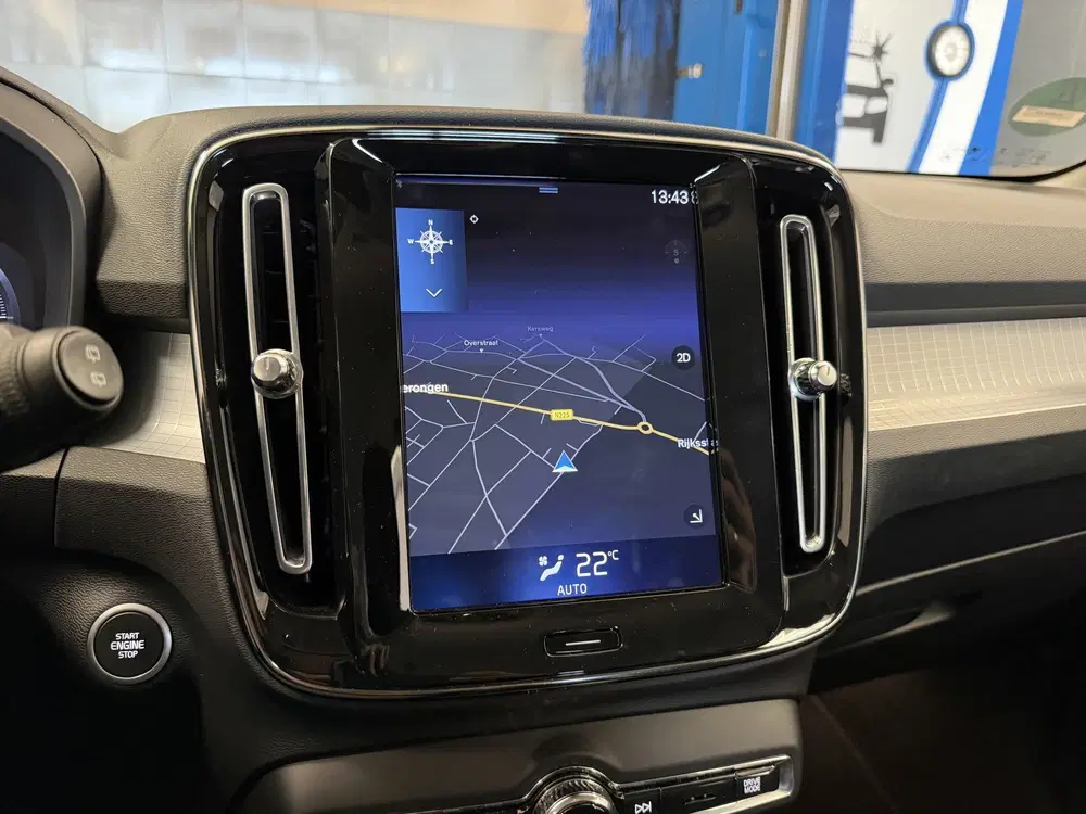 Volvo XC40 1.5 T5 Twin Engine Momentum Pro Adaptive C uit 2020, foto 9