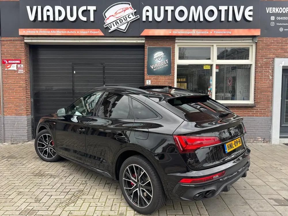 Audi Q5 55 TFSI e S edition Pano Luchtvering uit 2021, foto 6