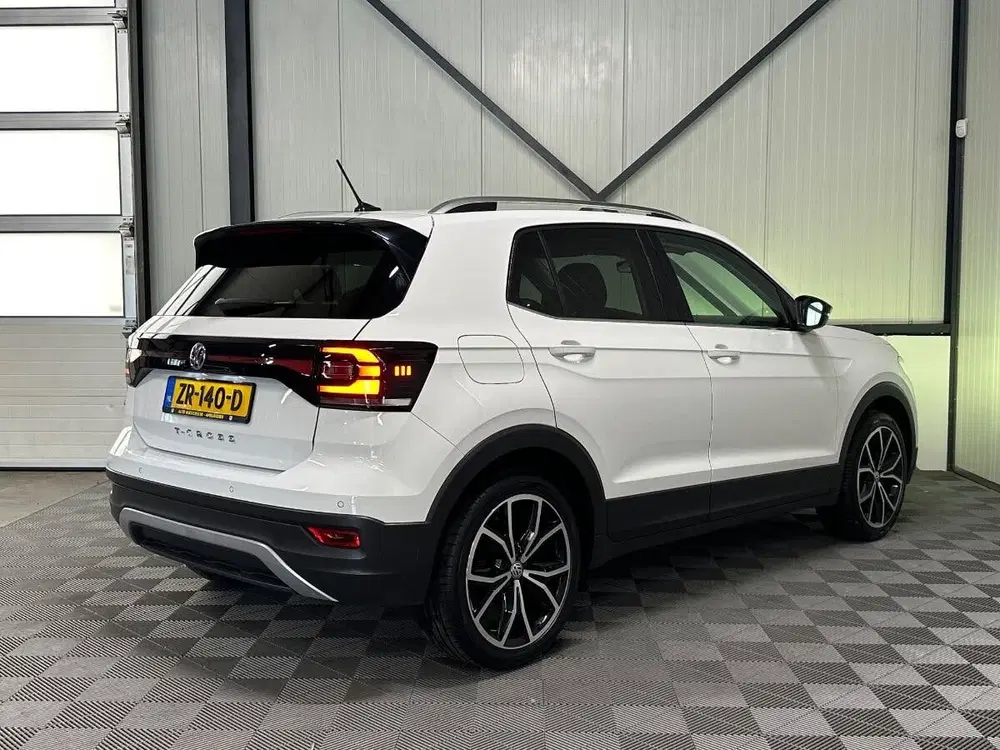Volkswagen T-Cross 1.0 TSI 85kw uit 2019, foto 2