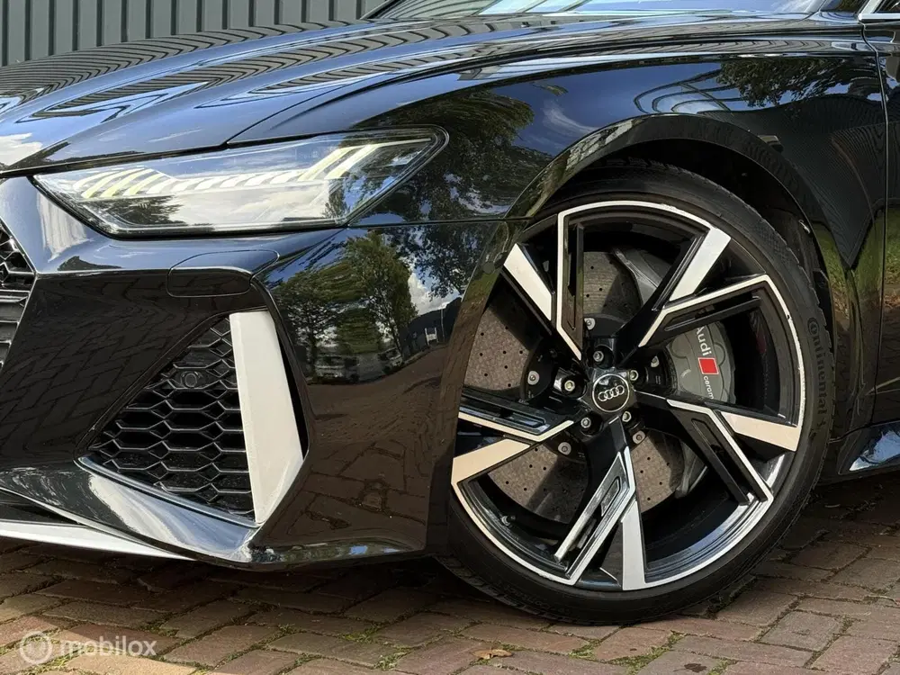 Audi A6 RS 6 TFSI quattro uit 2020, foto 15