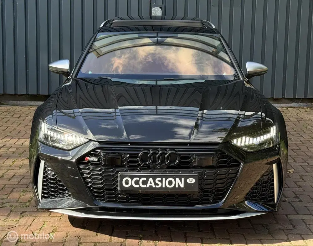 Audi A6 RS 6 TFSI quattro uit 2020, foto 4
