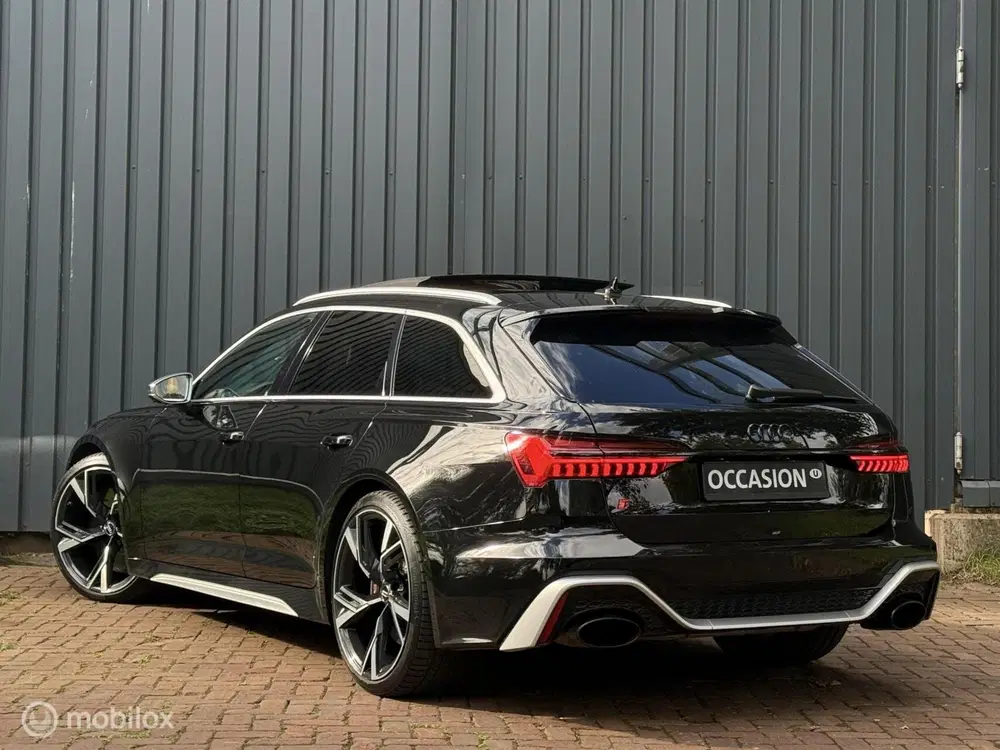 Audi A6 RS 6 TFSI quattro uit 2020, foto 7