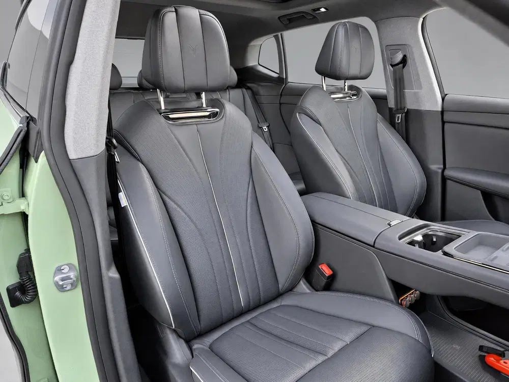 Voyah Courage Business Edition 80 kWh uit 2026, foto 7