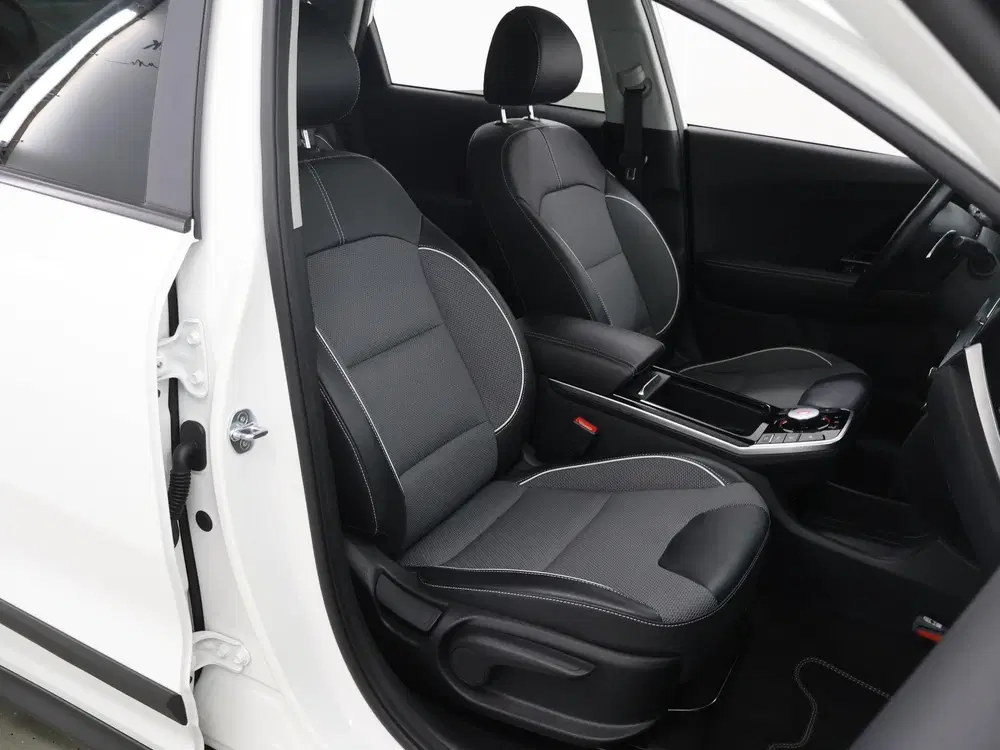 Kia Niro DynamicPlusLine 64 kWh uit 2021, foto 10