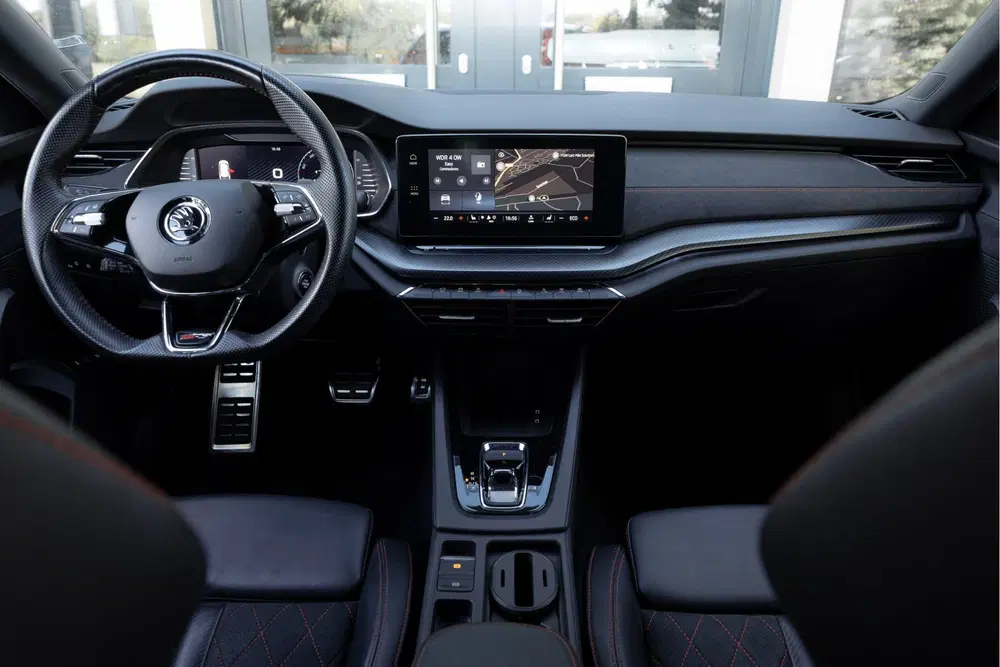 Skoda Octavia 1.4 TSI RS iV PHEV uit 2023, foto 4