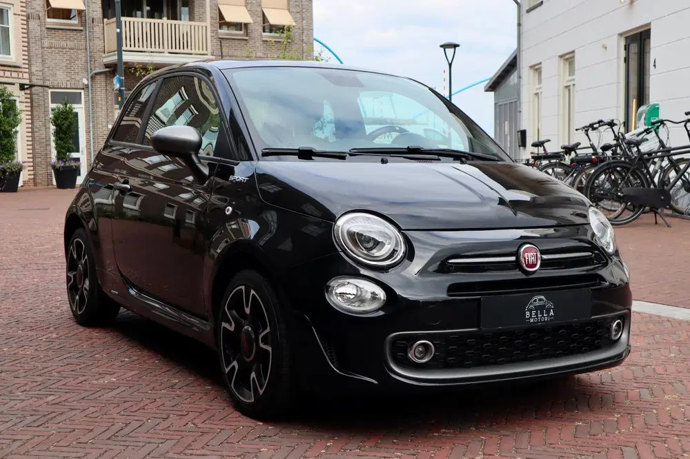 Fiat 500 1.0 Hybrid Sport uit 2022, foto 3