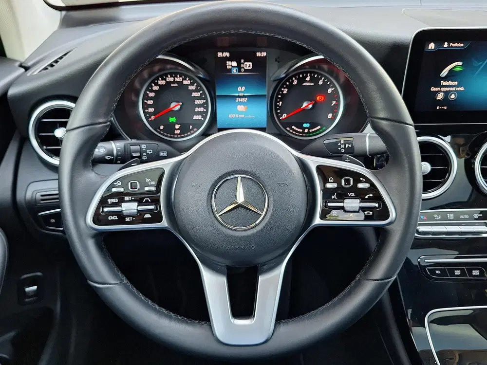Mercedes-Benz GLC 300e 4MATIC uit 2022, foto 13