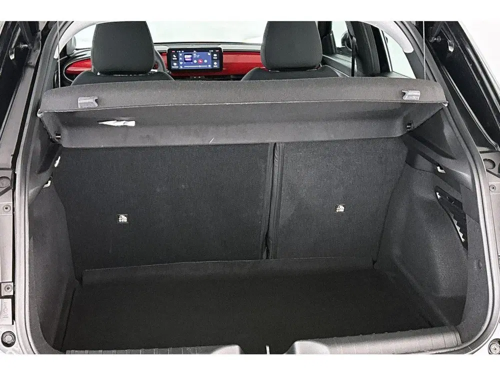 Fiat 600e RED 54 kWh Apple CarPlay Climate Control uit 2025, foto 10