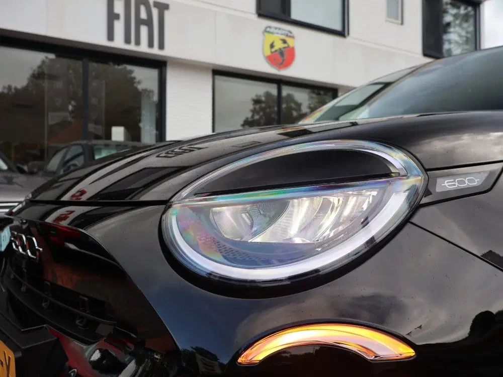 Fiat 600 1.2 Hybrid Turbo Charged 145pk Automaat Ic uit 2026, foto 12