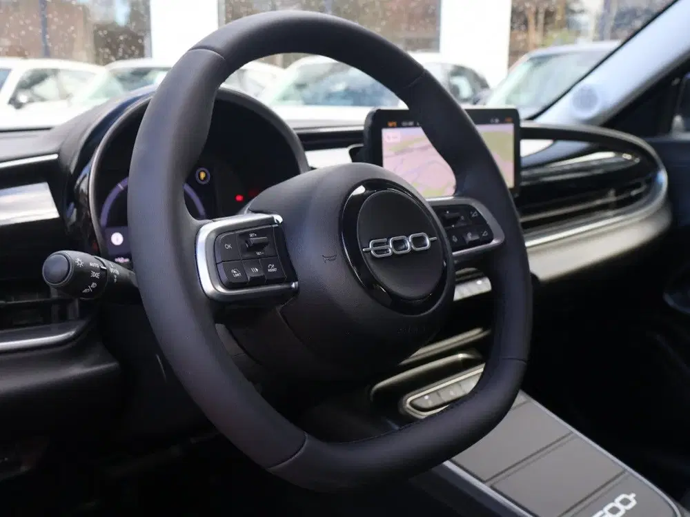 Fiat 600 1.2 Hybrid Turbo Charged 145pk Automaat Ic uit 2026, foto 15