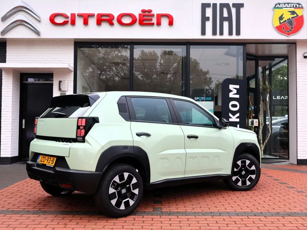 Fiat Grande Panda Mild Hybrid 110PK eDCT6 automaat Icon uit 2026, foto 4