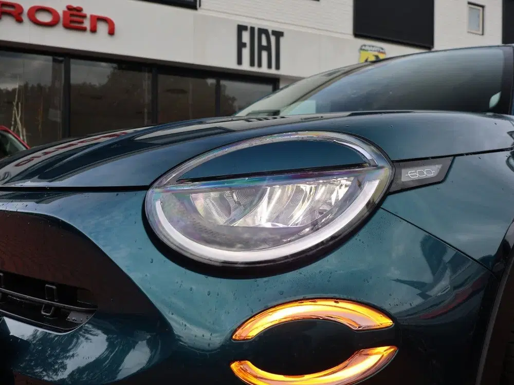 Fiat 600 1.2 Hybrid Turbo Charged 145PK Automaat Ic uit 2026, foto 13