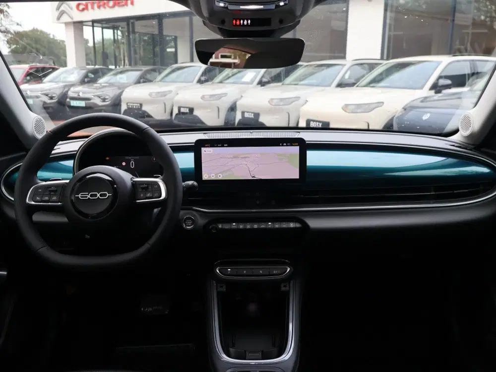 Fiat 600 1.2 Hybrid Turbo Charged 145PK Automaat Ic uit 2026, foto 5