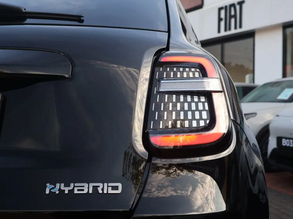Fiat 600 1.2 Hybrid Turbo Charged 145PK Automaat La uit 2025, foto 12