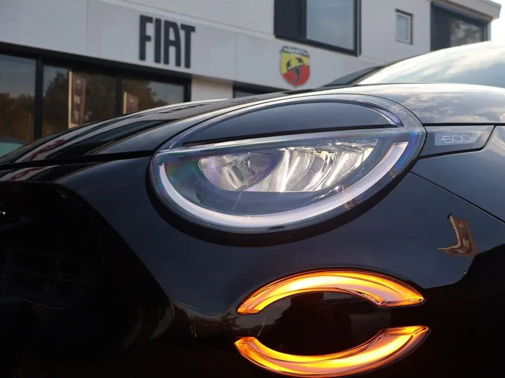 Fiat 600 1.2 Hybrid Turbo Charged 145PK Automaat La uit 2025, foto 14