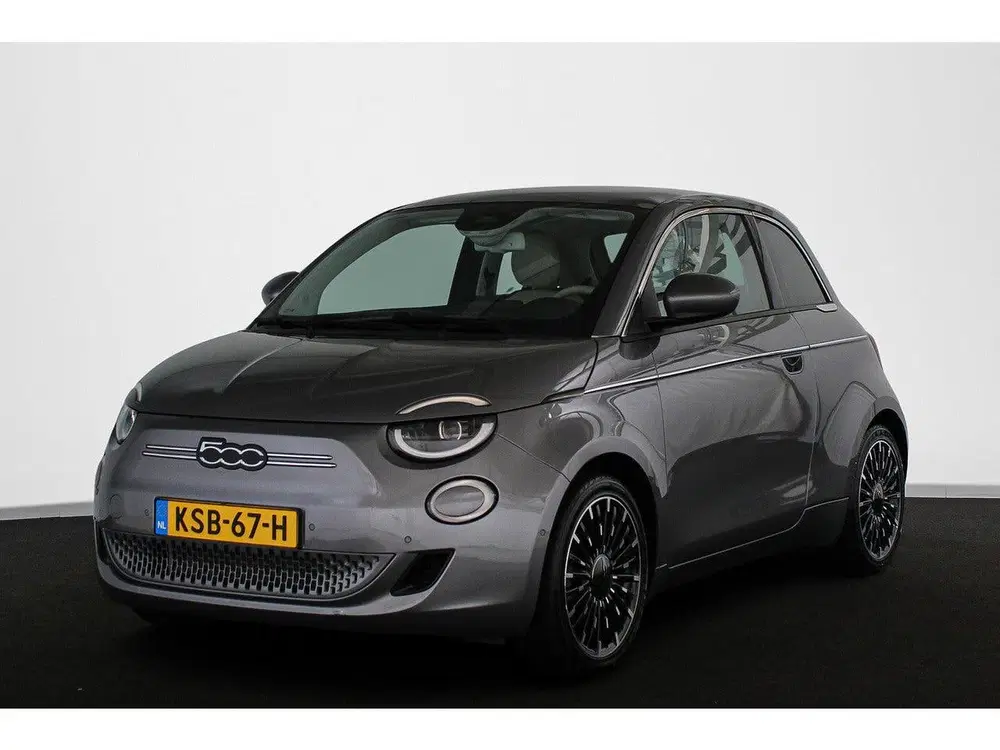Fiat 500 La Prima 42 kWh Pano Leder Stoelverwarming uit 2023