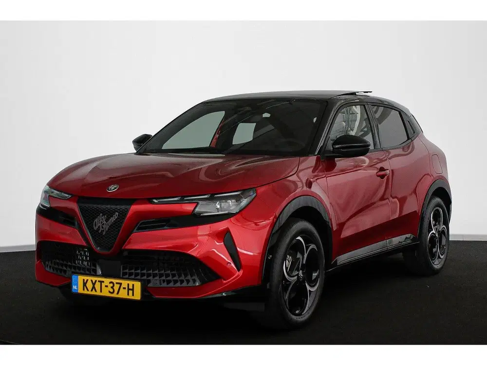 Alfa Romeo Junior 1.2 Turbo Hybrid Ibrida Ti Pano Stoelverwa uit 2026