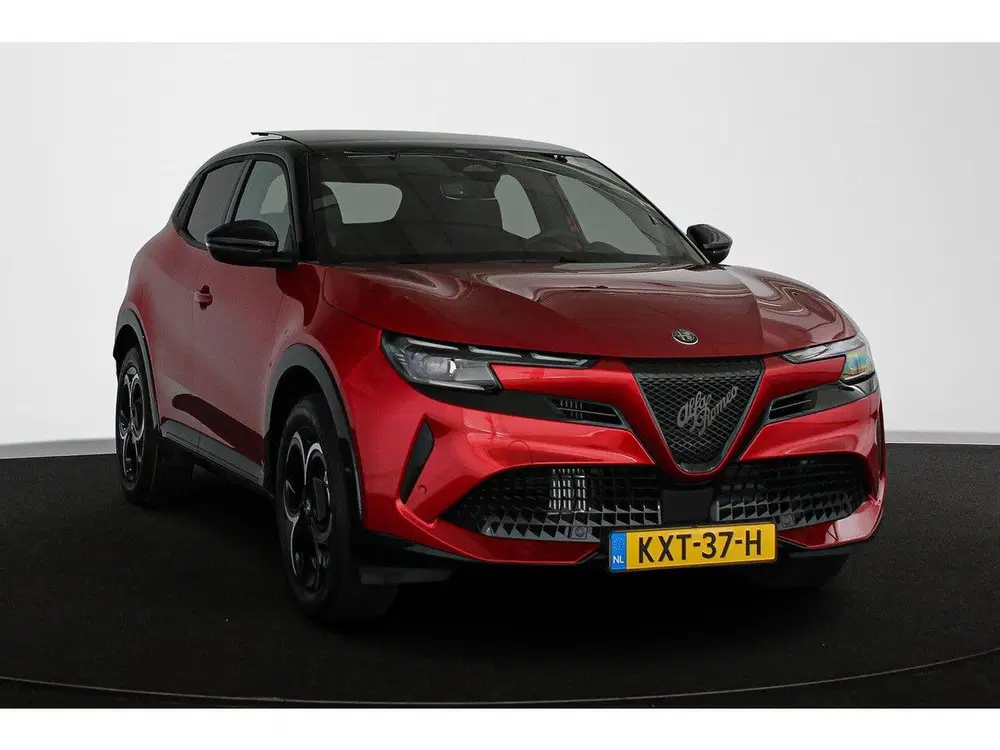 Alfa Romeo Junior 1.2 Turbo Hybrid Ibrida Ti Pano Stoelverwa uit 2026, foto 2