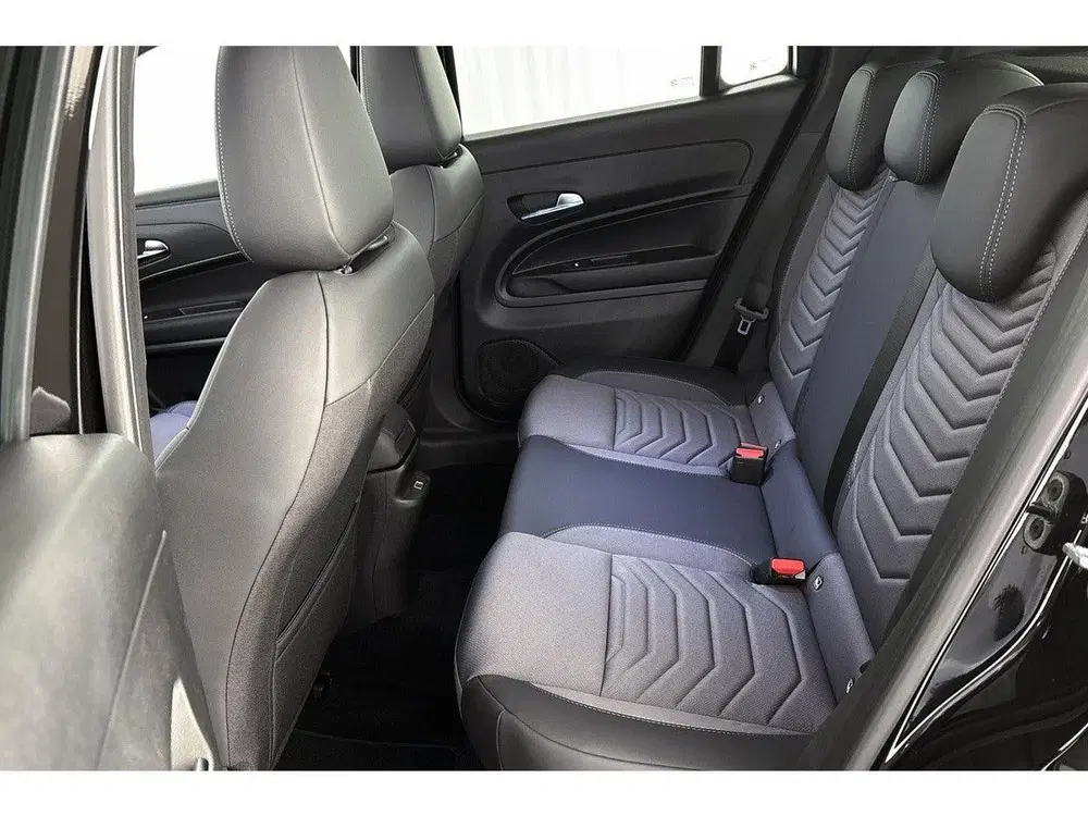 Jeep Avenger Summit 54 kWh Panoramadak Stoelverwarming uit 2026, foto 9