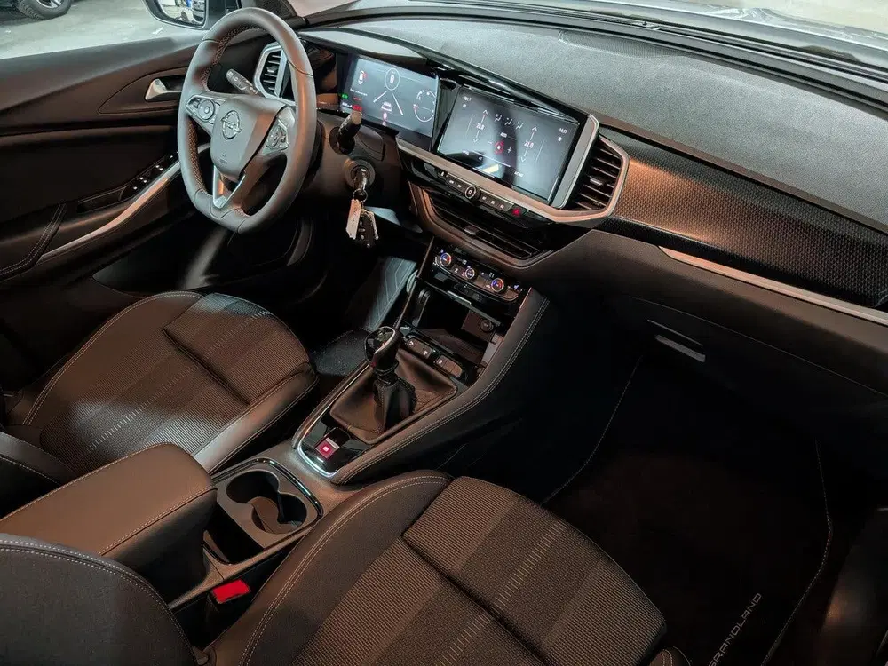 Opel Grandland GS 1.2 Turbo 130pk uit 2024, foto 3