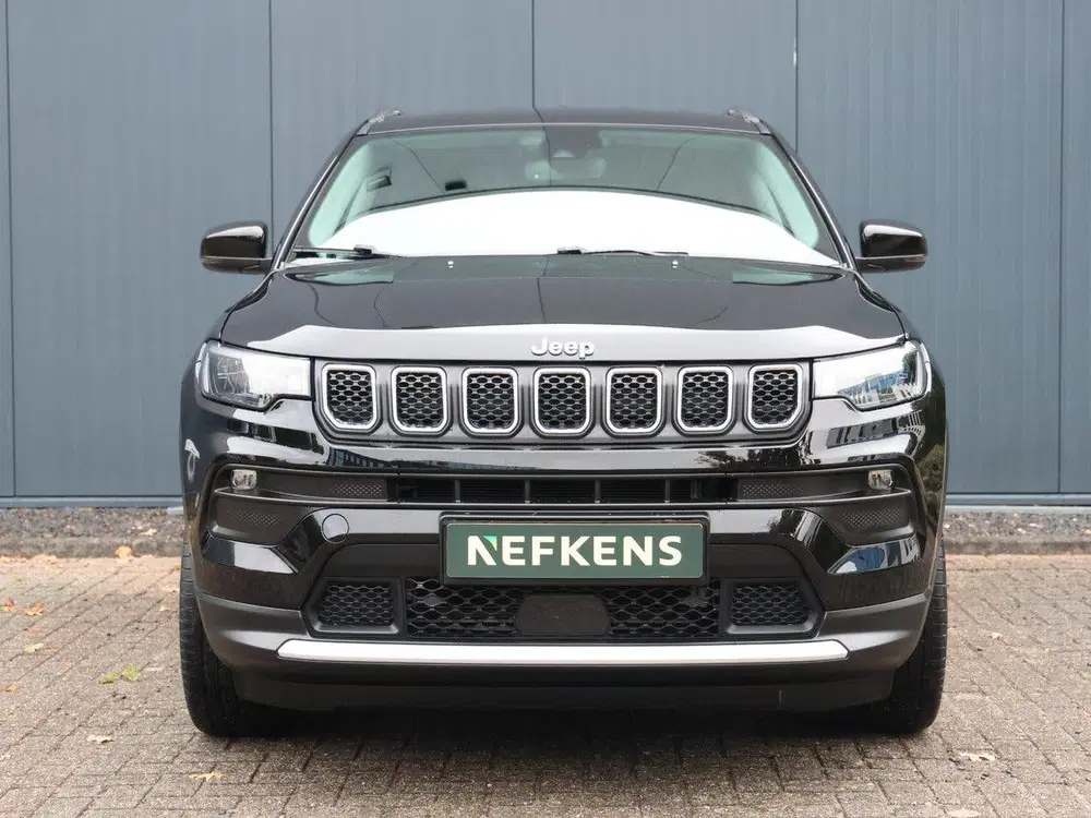Jeep Compass 240pk Plug-in Hybrid Limited uit 2022, foto 2