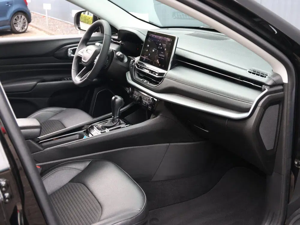 Jeep Compass 240pk Plug-in Hybrid Limited uit 2022, foto 8