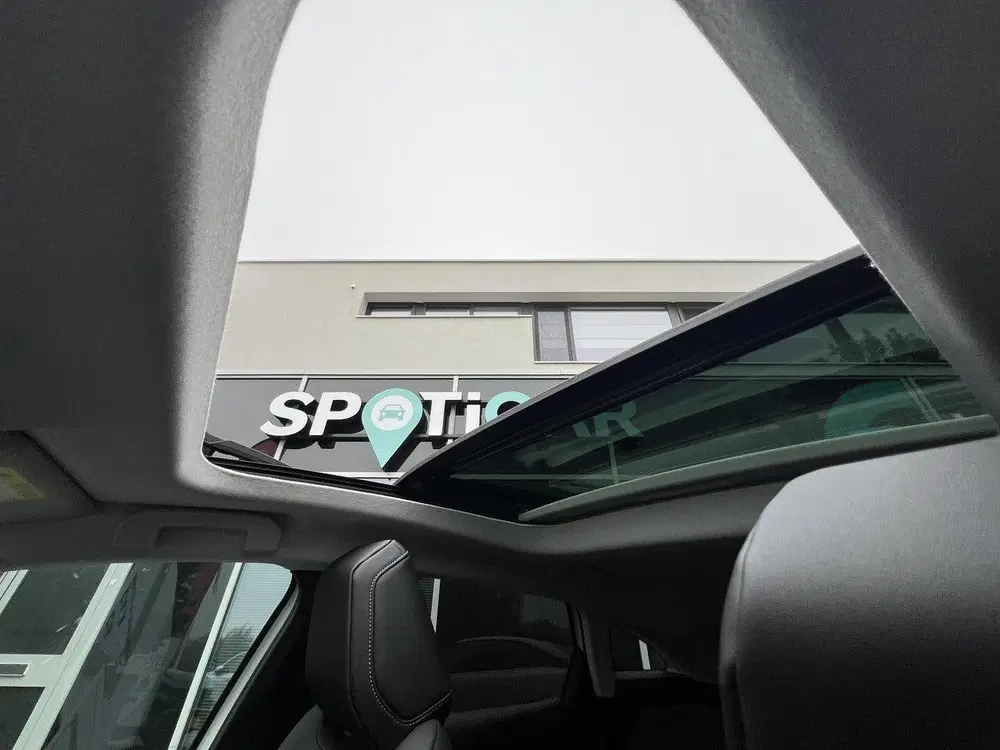Citroën C4 1.2 Turbo 130 pk Shine EAT-8 Automaat (bj uit 2023, foto 12