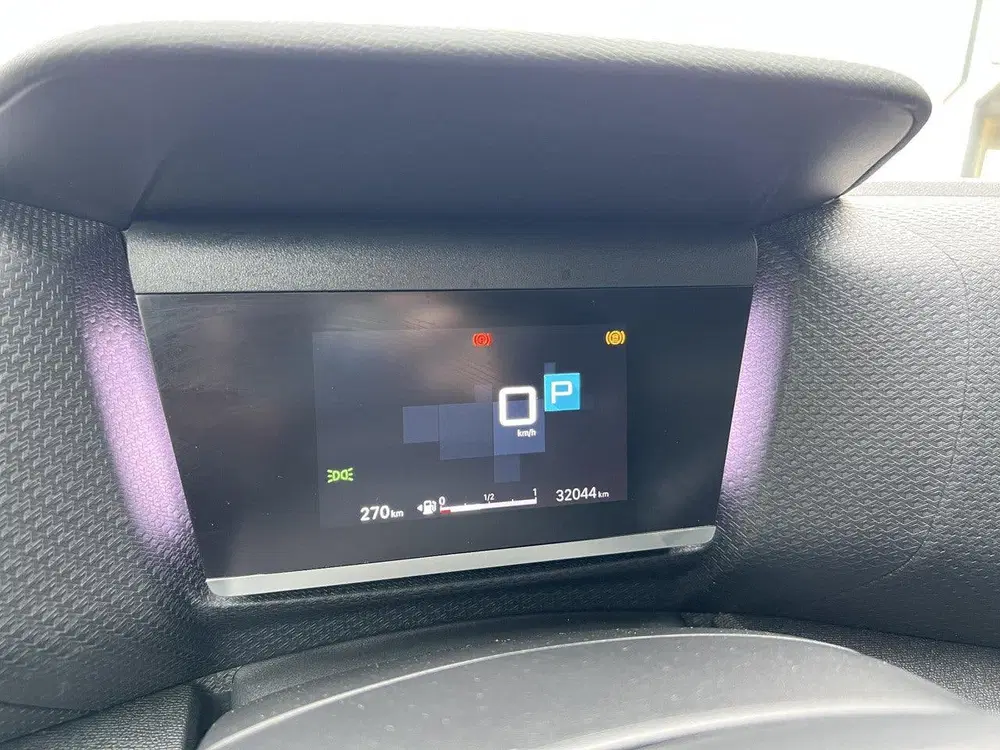 Citroën C4 1.2 Turbo 130 pk Shine EAT-8 Automaat (bj uit 2023, foto 8