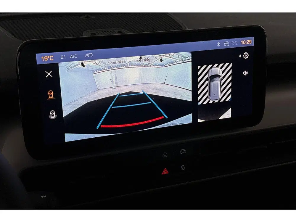Jeep Avenger 1.2 e-Hybrid Summit Camera Keyless JBL App uit 2025, foto 15