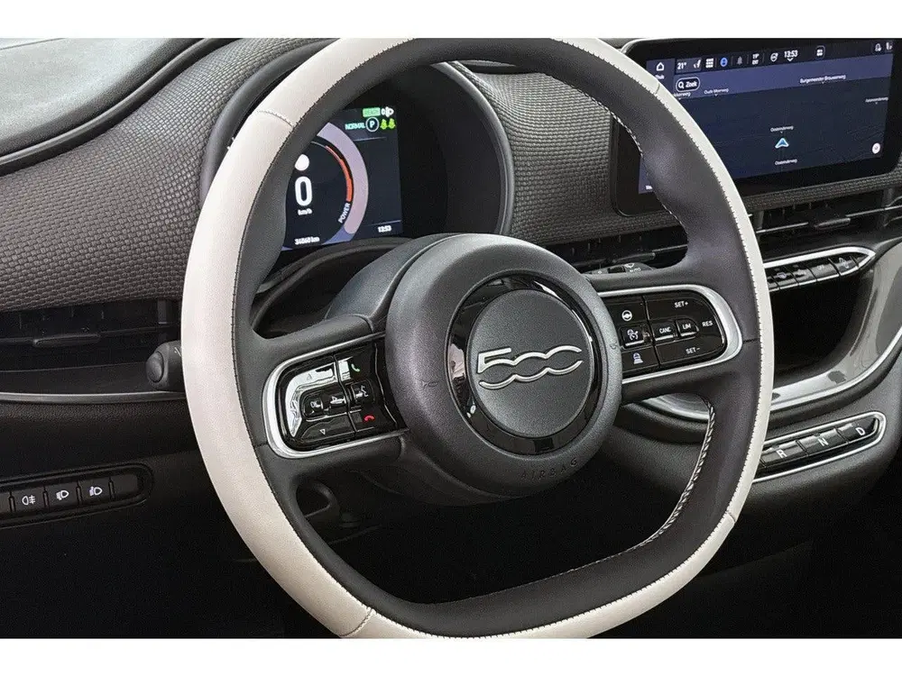 Fiat 500 La Prima 42 kWh Pano Leder Stoelverwarming uit 2024, foto 13